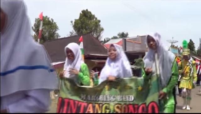 <center>PAWAI TAARUF PORSEMA VI KAB BATANG DI KEC BLADO TAHUN 2016</center> video